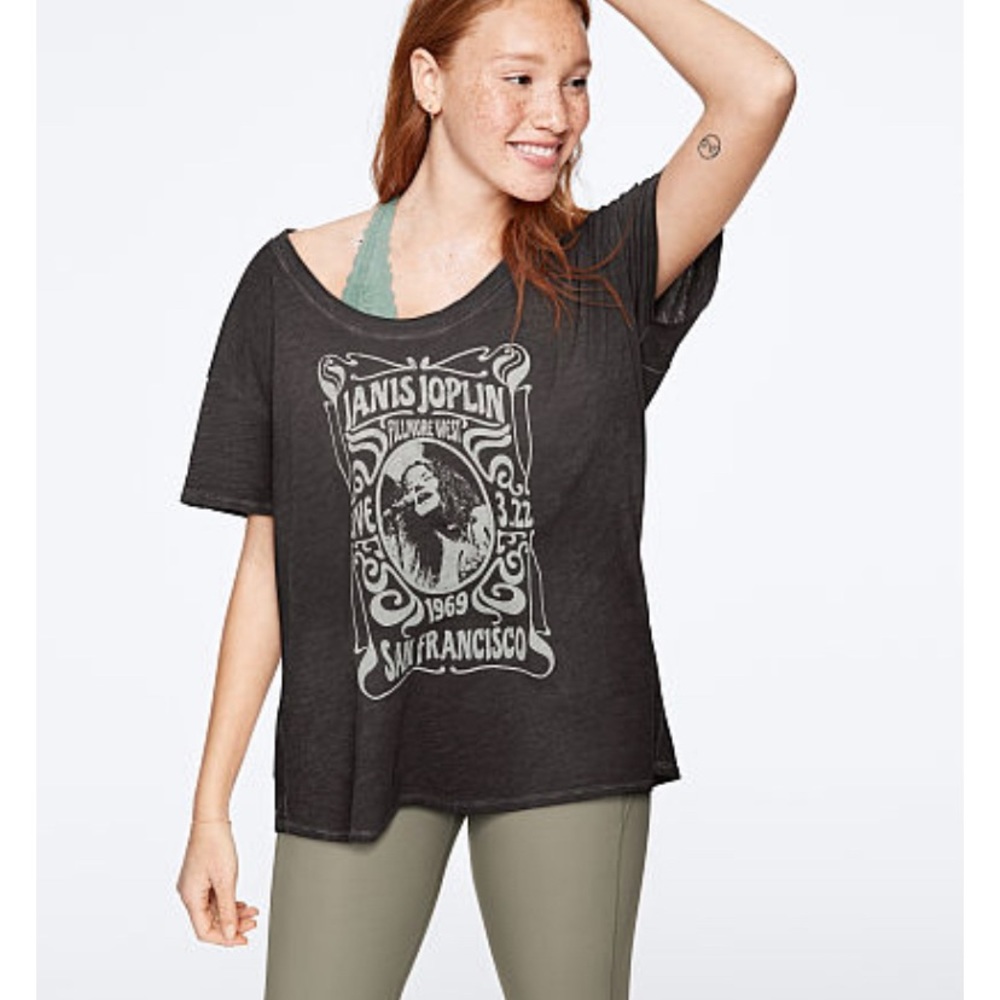 VS tee